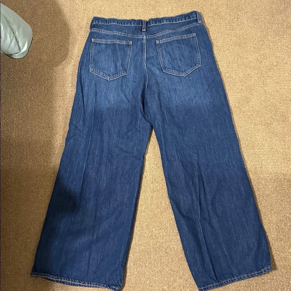 GAP High Rise SuperSoft Studded Wide-Leg Jeans - Picture 4 of 7